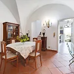 Residenza Stoechas White Apartamento *