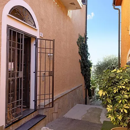 Appartamento Residenza Stoechas White *