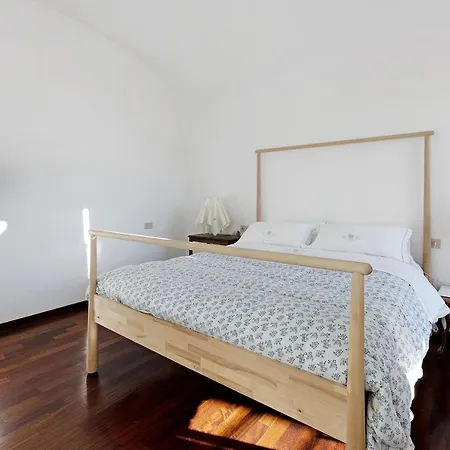 Residenza Stoechas White Апартаменты *