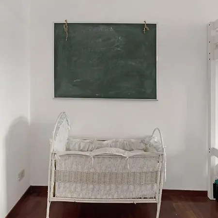 Residenza Stoechas White Apartment