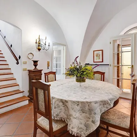 Lägenhet Residenza Stoechas White